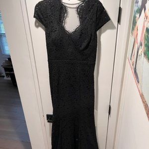 Women's Floor-Length Formal Black Lace Gown